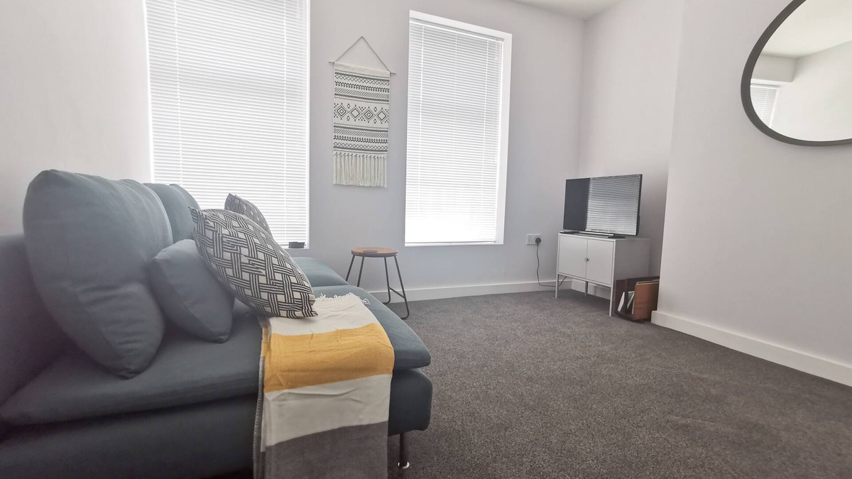 Roath Apartment | No.2 Richmond Apartments by Switchback Stays