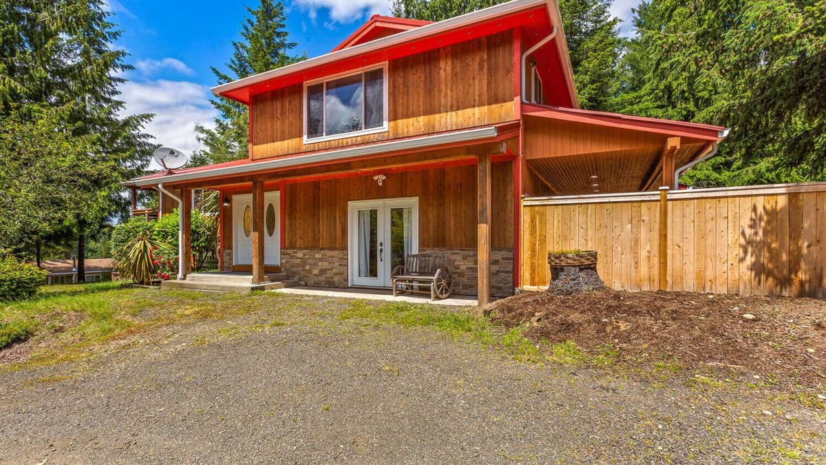 Belfair House | No Better Place to Make Memories Than Lookout Cove