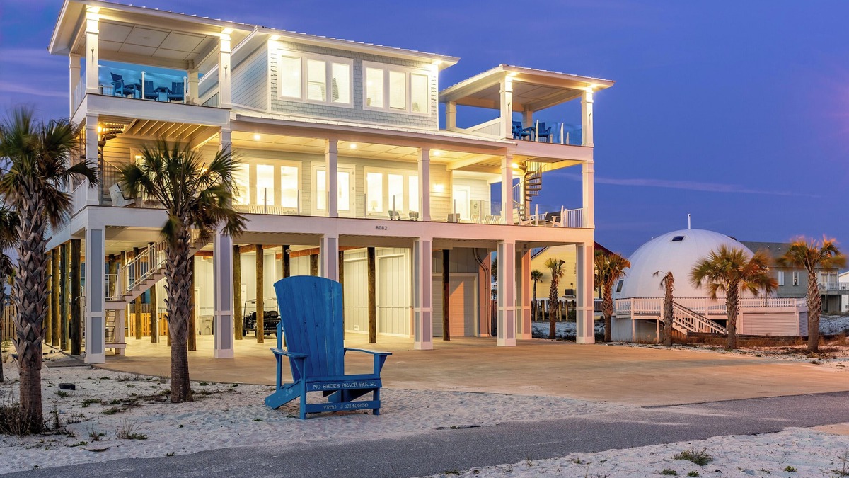 Navarre Beach House | 🌴🌊No Shoes | Luxury Beachfront Home | Golf Cart | Private Pool 🏊