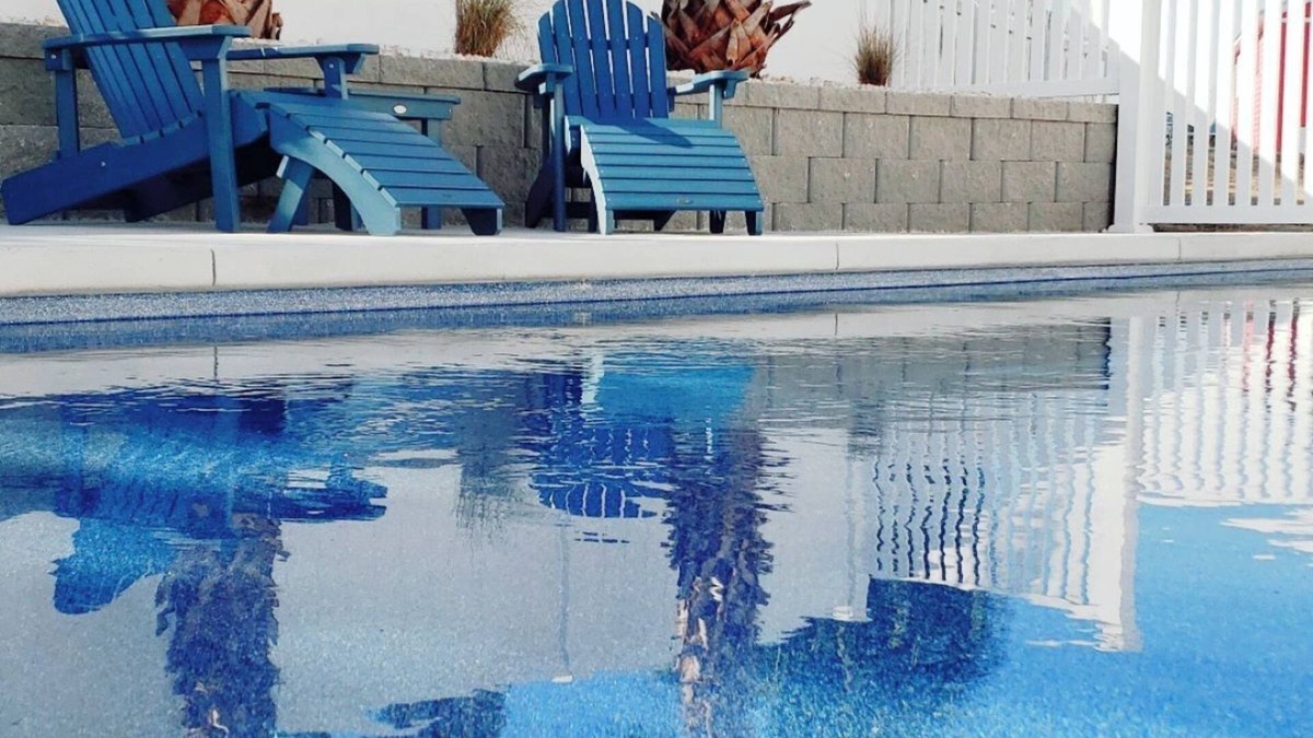 Kure Beach House | No Worries in Kure - Families Welcome! Private HEATED Pool 4 BD/3 BR Sleeps 13