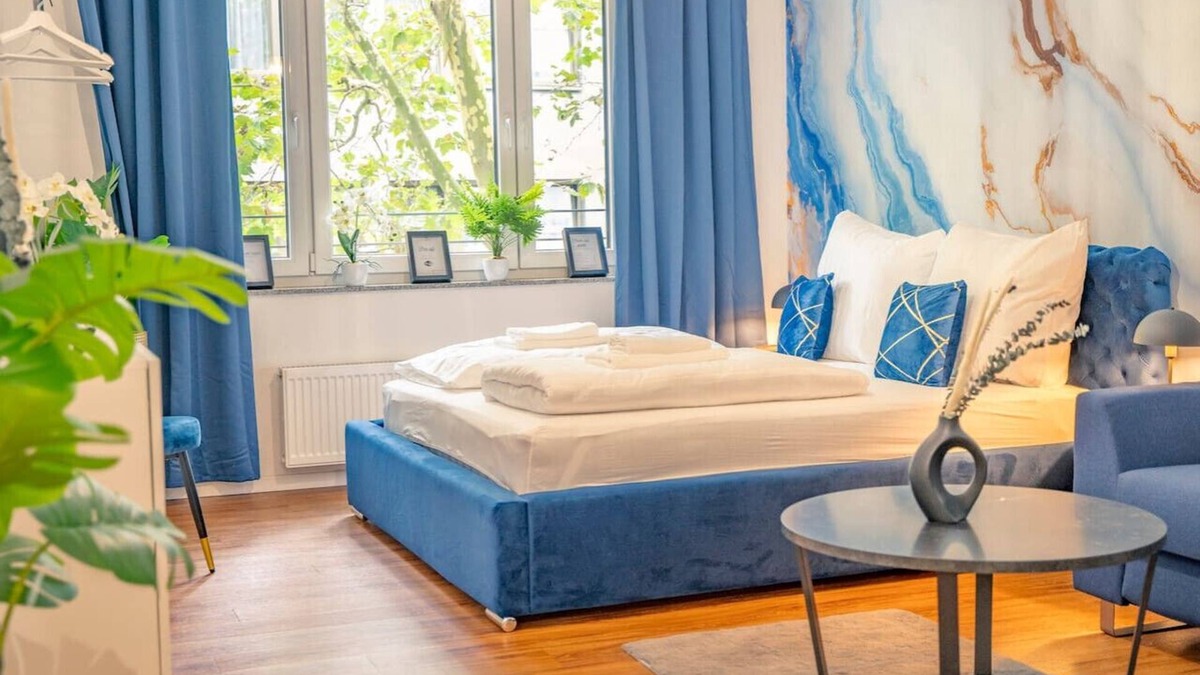 Mannheim Condo | Noble Studio | 1 Min to HBF