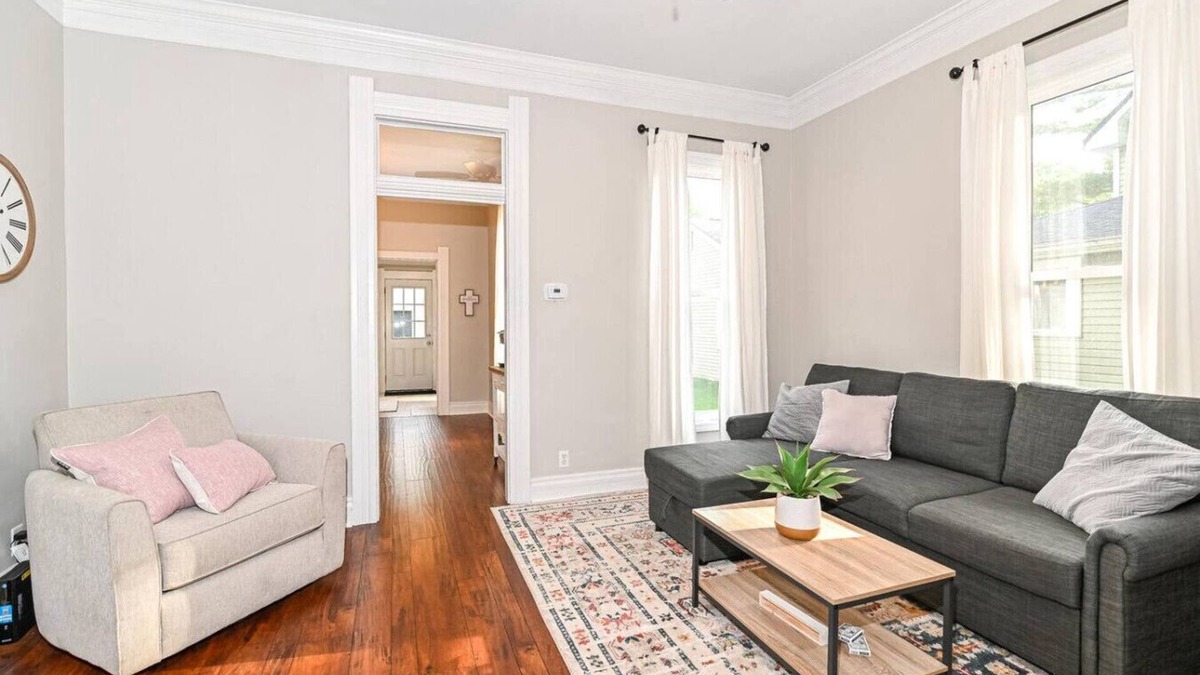 Noblesville House | Noblesville Getaway | Cozy, Central & Relaxing