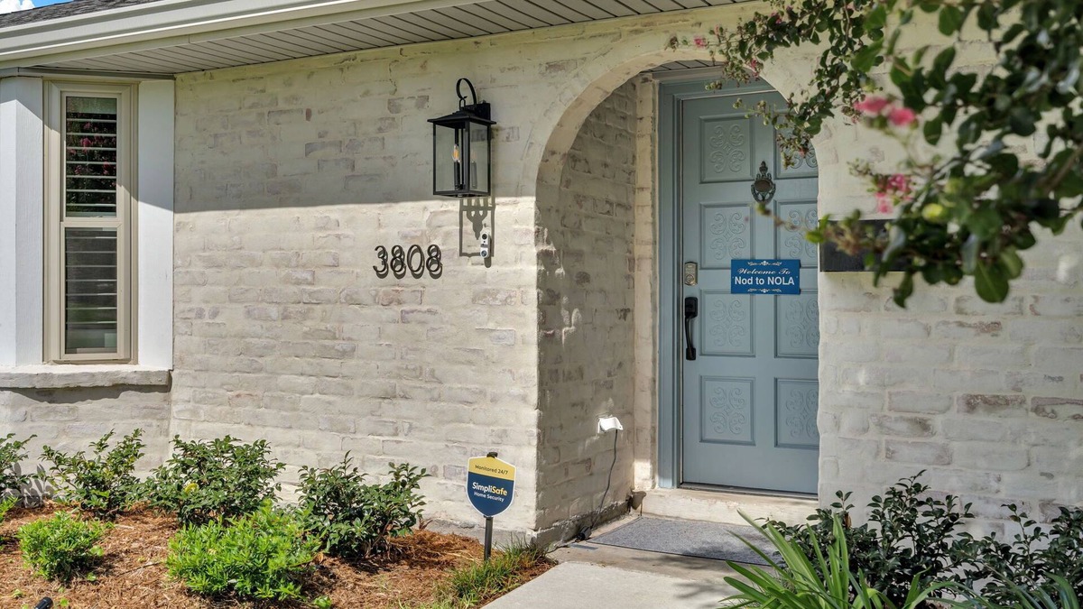 Willowdale House | Nod to NOLA: Enjoyable 3-bedroom house with Big Easy Twist in Metairie
