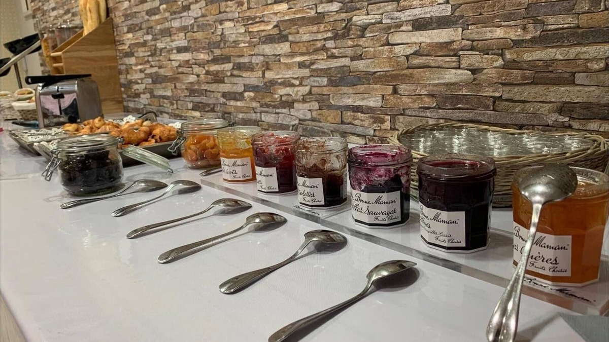 Neris-les-Bains Hotel | Noemys Néris Montluçon