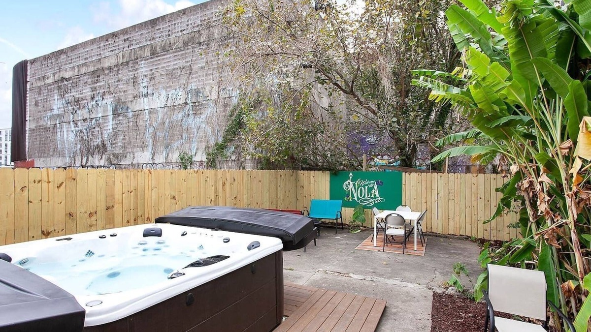 Tulane - Gravier House | NOLA Chic 5BR Retreat w/Hot Tub in the City