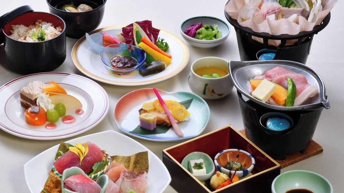 Inubosaki Hotel | Nonsmoking for 3 people 2 Japanesestyle rooms/Choshi Chiba