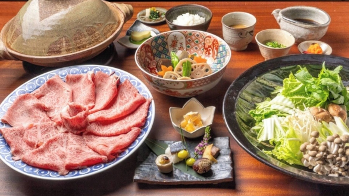 Akamatsumachi Hotel | Nonsmoking Japanesestyle room Minaminoma 2 meals included Saga Wagyu Beef Shabushabu/Saga Saga