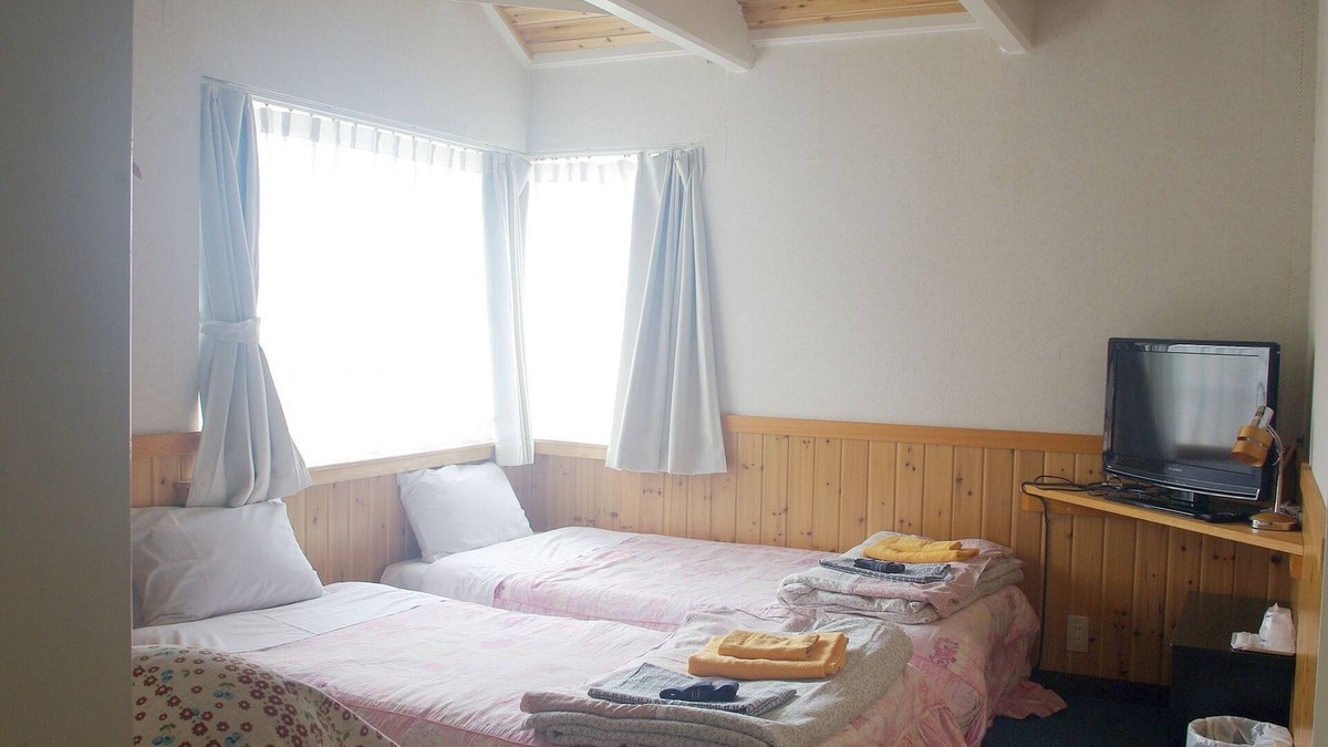 Shodoshima House | Nonsmoking Main building Westernstyle room wi/Azuki-gun Kagawa