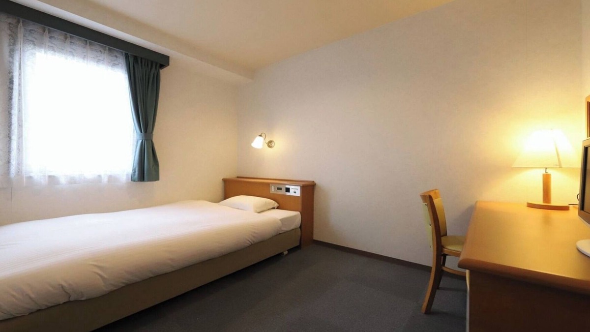 Takaoka Hotel | Nonsmoking Semidouble Room only Smile Value /Takaoka Toyama