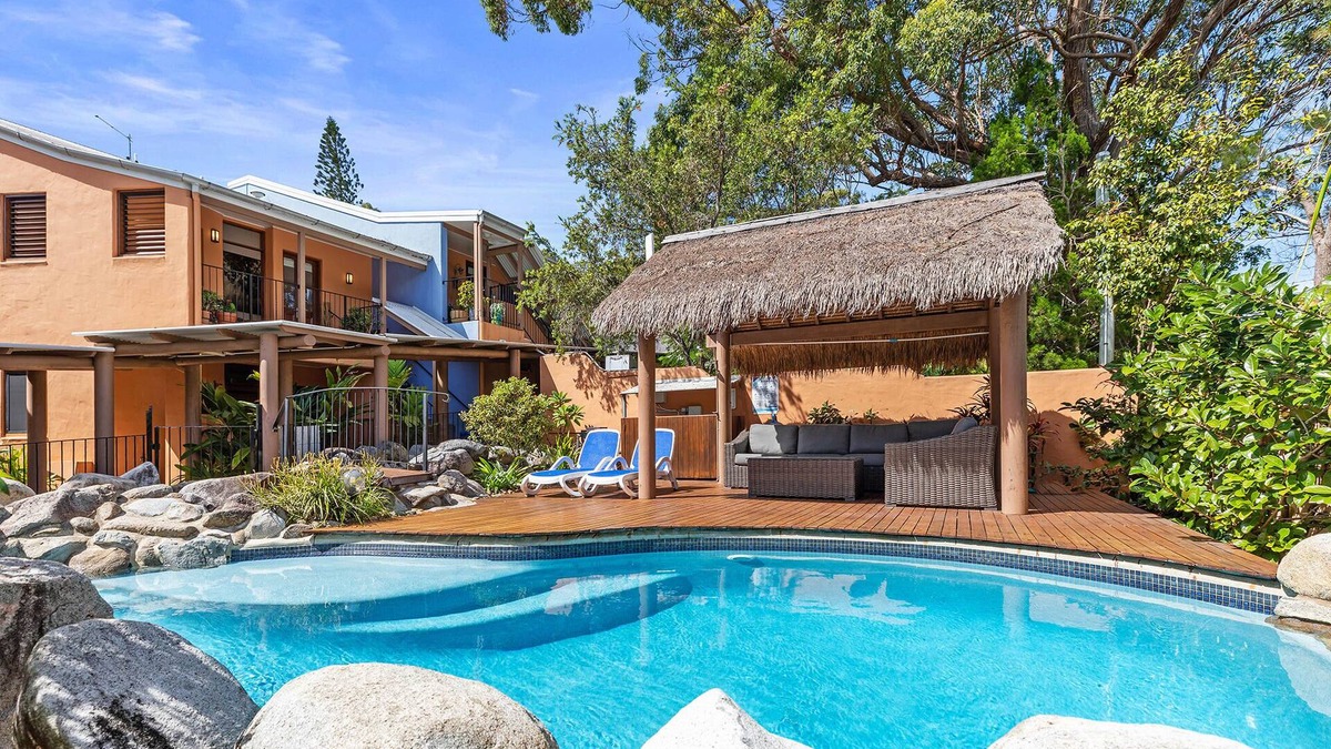 Noosa Heads Apartment | Noosa private sanctuary, walking distance to beach