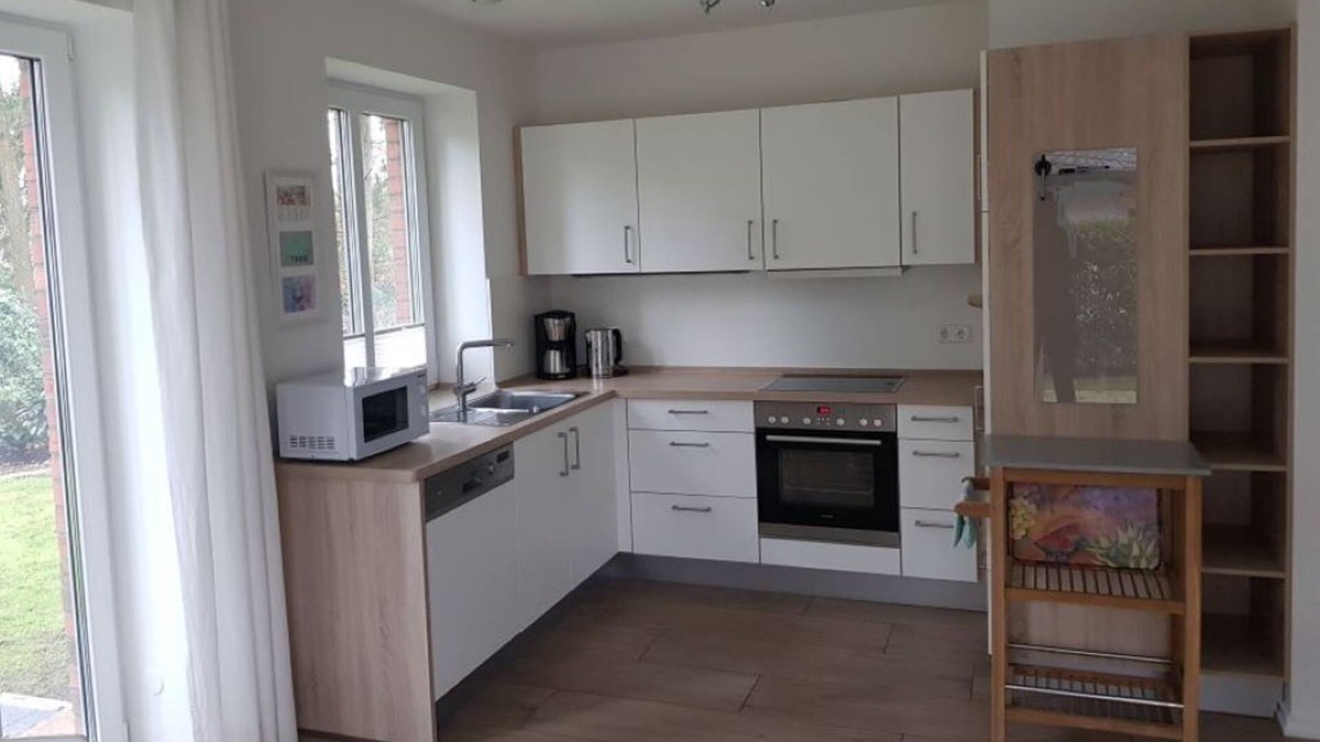 Bendestorf Apartment | Nordheide/near Hamburg: modern, quiet apartment with garden and dog sitting service