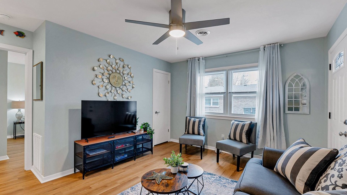 Norfolk - Virginia Beach House | Norfolk 2BR Gem WiFi Laundry Dogs Welcome