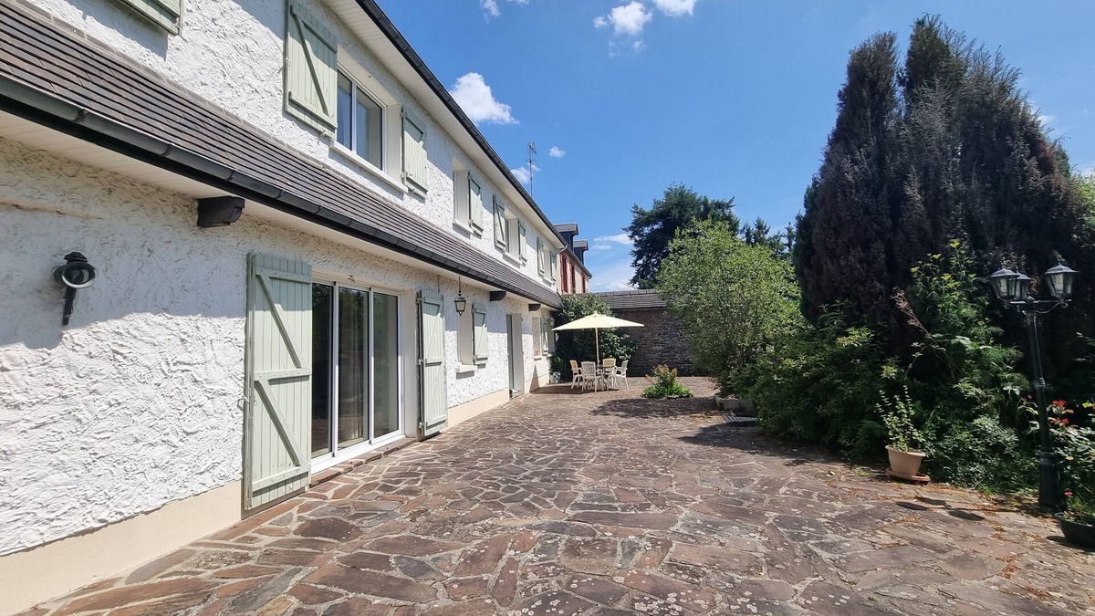 Bourgvallees House | Norman House