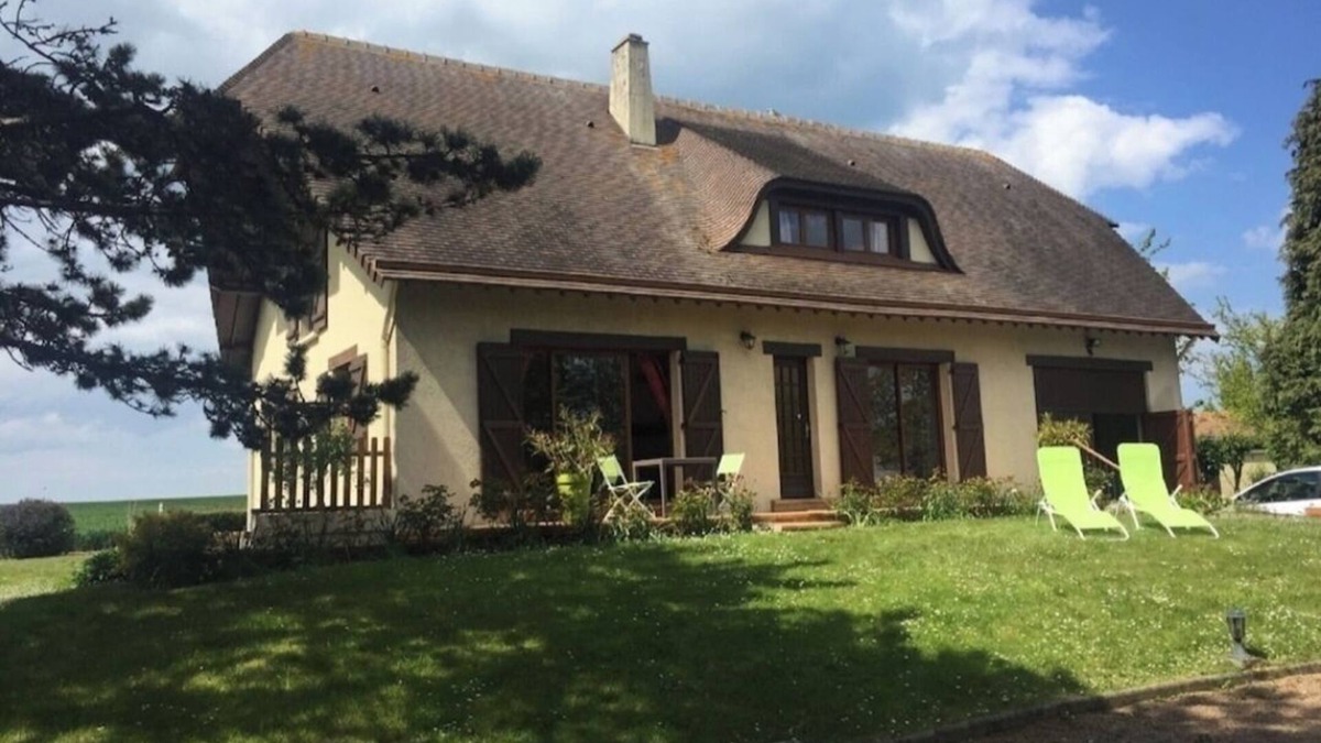 Ver-sur-Mer House | Norman house with garden near the landing beaches