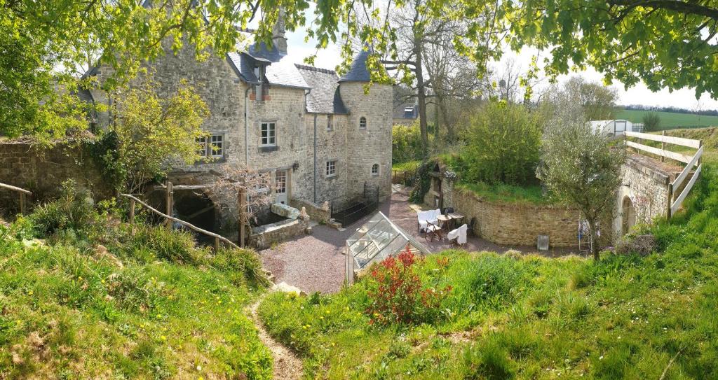 Aignerville Bed & Breakfast | Normandieheritage14 Moulin de la Bretonnière - OMAHA BEACH