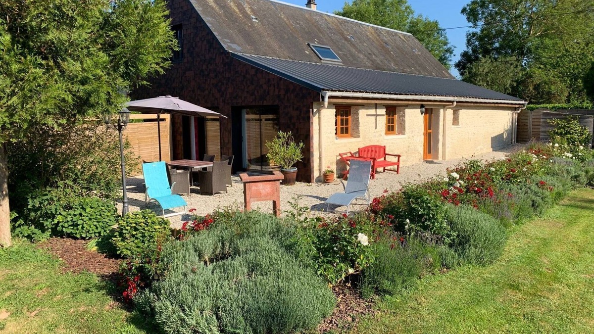 Saint-Germain-du-Pert Cottage | Normandy Nature Hideaway