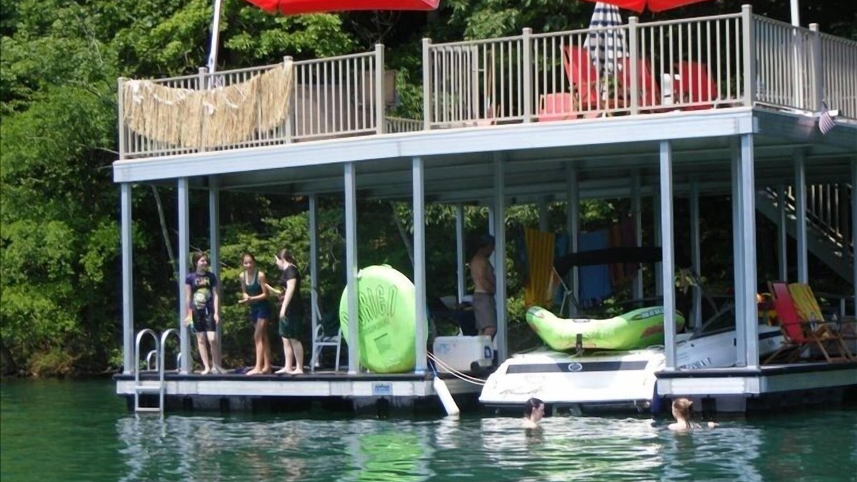 Jacksboro Cabin | Norris Lake Cabin with Double Decker Dock on Private Cove