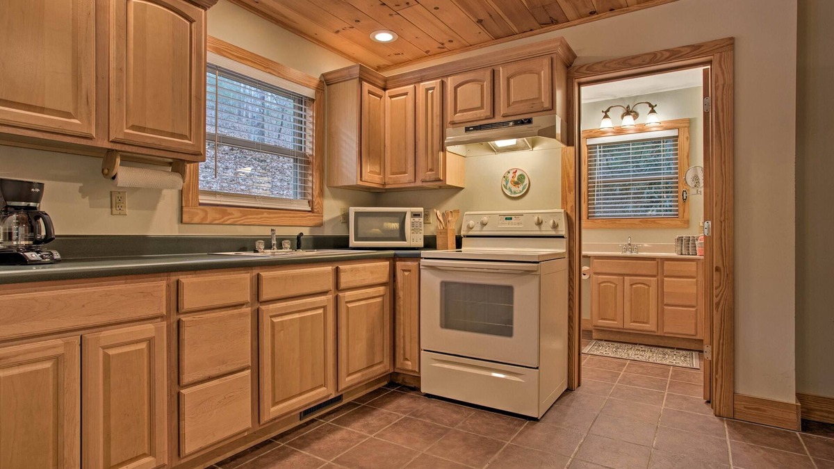 Zirconia Cottage | North Carolina Abode - Hot Tub, Foosball & Grill!