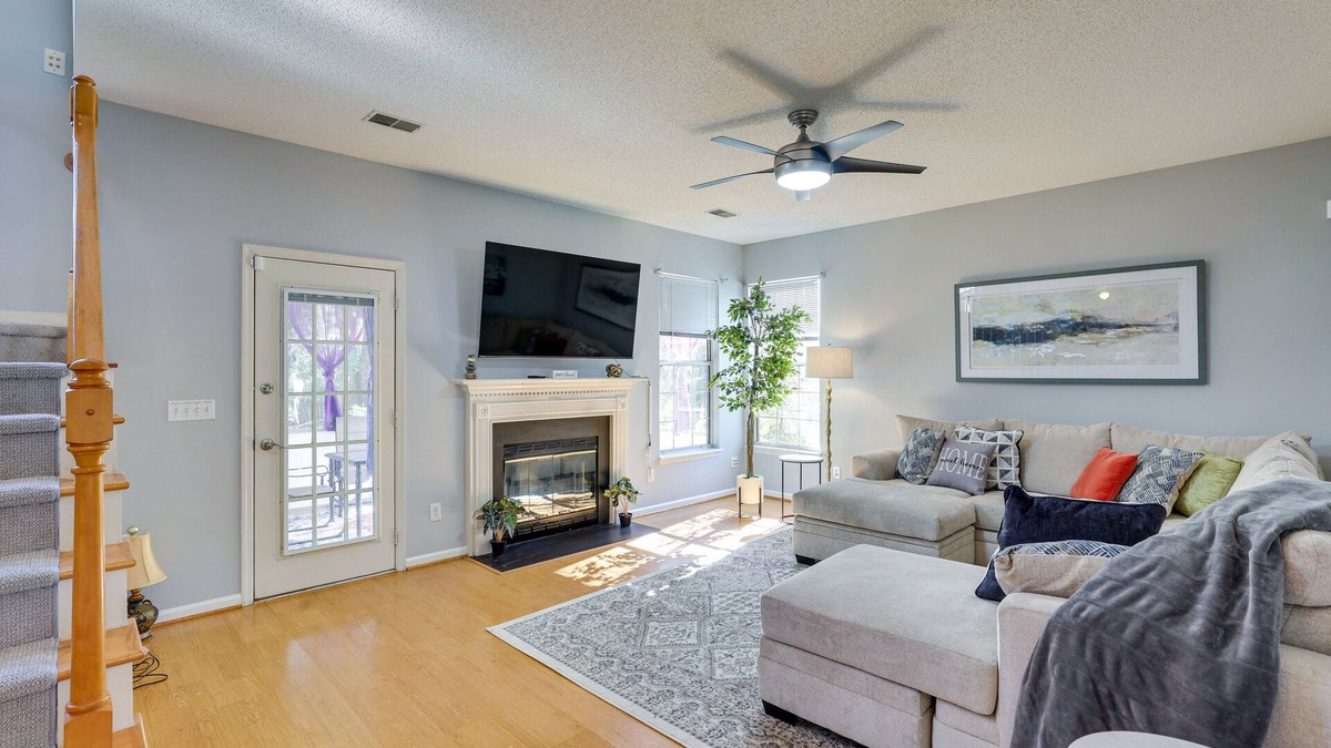 North Charleston House | North Charleston Home Near Shopping & Dining!