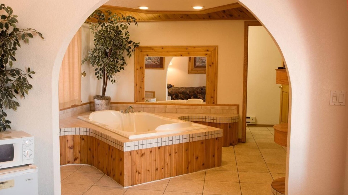 Mandan Hotel | North Country Inn & Suites