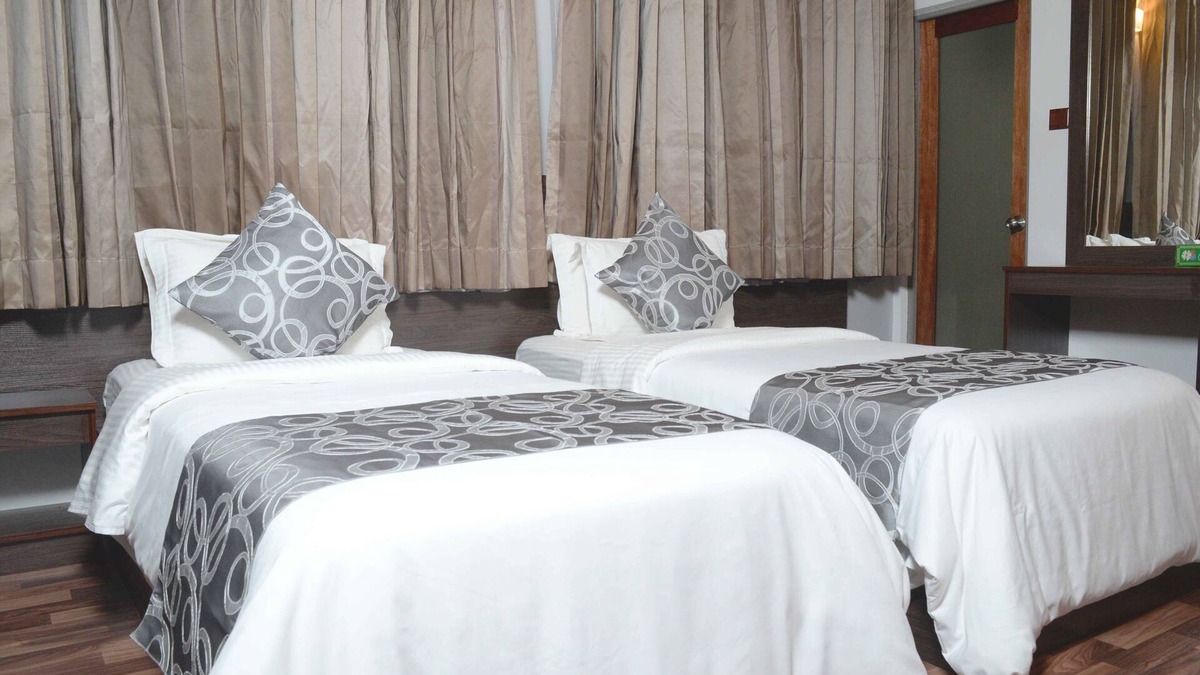 Kanditheemu House | North Edge Inn