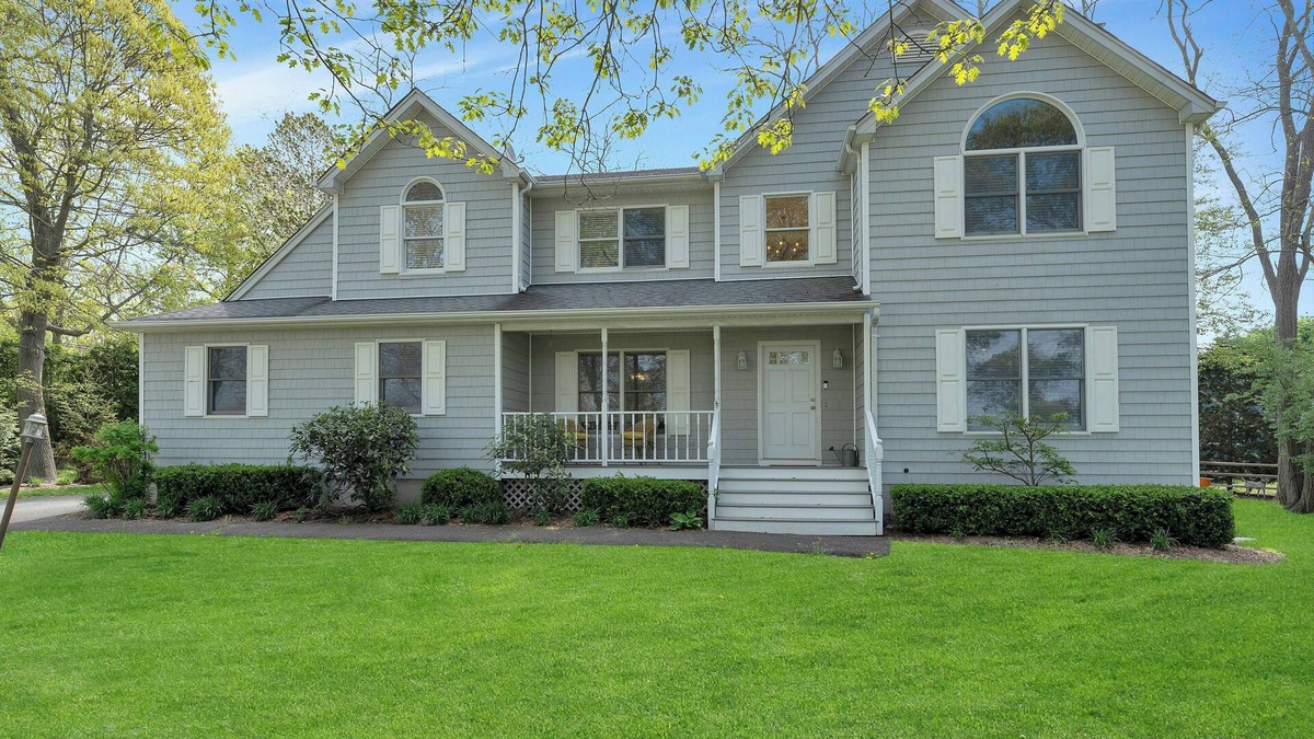 Cutchogue House | North Fork Paradise