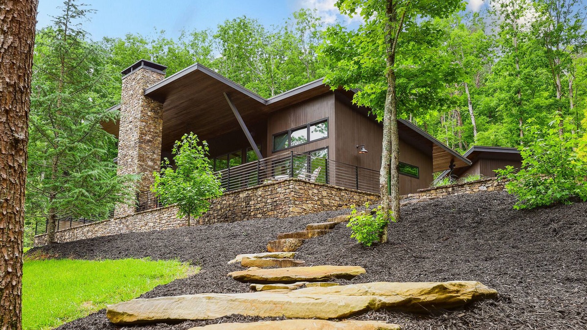 Marble Hill Cabin | North Georgia Escape