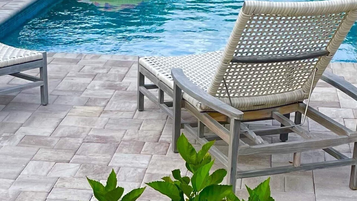 Lakeland House | North Lakeland Heated pool