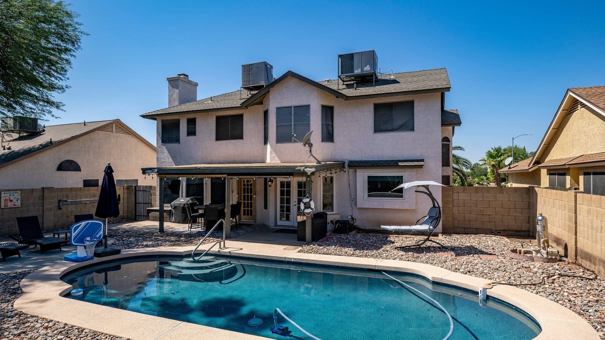 Phoenix House | North Phoenix 4 Bedroom w/Pool and Games!