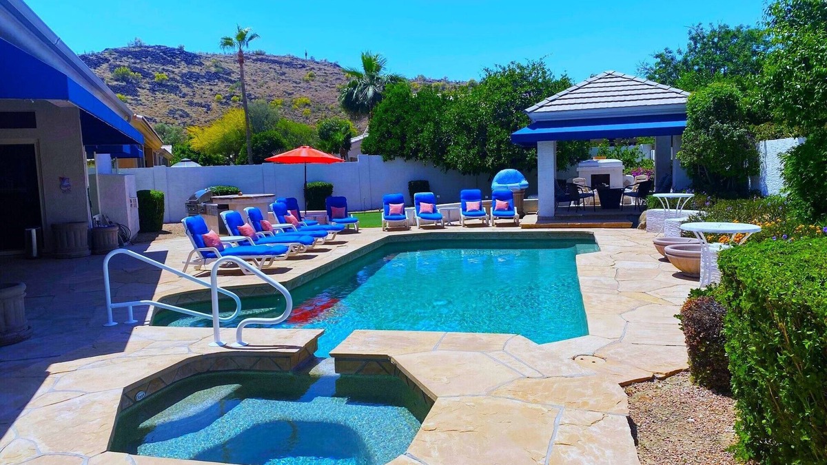 Pinnacle Hill House | North Phoenix-Glendale Resort-Style Home, Saltwater Pool Spa, Hike, Golf, Events