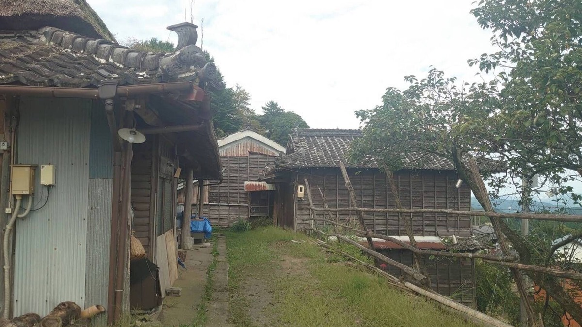 Tsurugi-cho House | North side of the sacred mountain Mount Tsurugi t/Mima-gun Tokushima