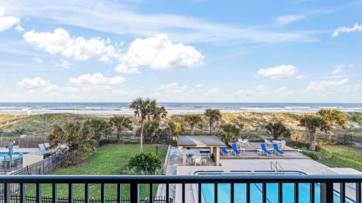 Jacksonville Beach Condo | Northeast Florida Retreat