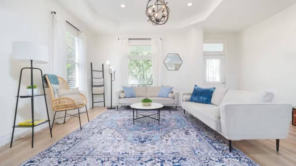 Springfield Apartment | Northeast Florida Retreat