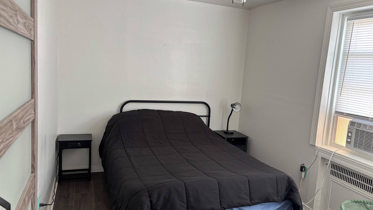Foxcroft Square Apartment | Northeast Navy Base