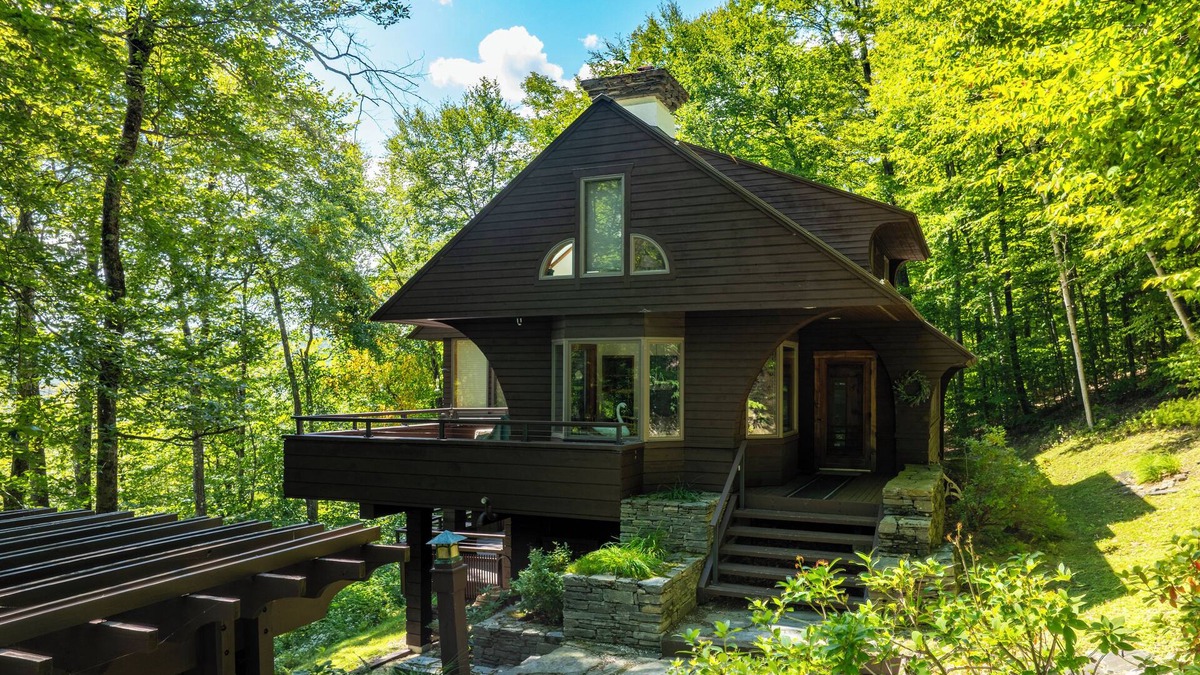 Plymouth House | Northern Comfort @ Osprey Place - Plymouth, VT