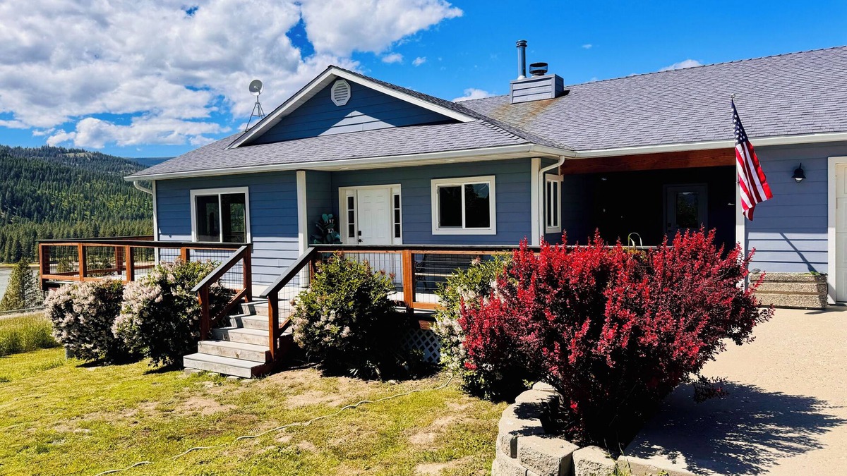 Kettle Falls House | Northern Comfort - private, quiet, lake view, mountains