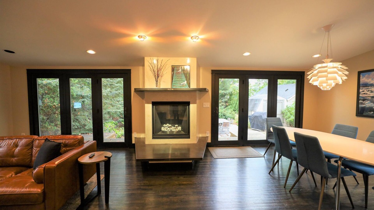 Marquette House | Northern Lights Nest Lite