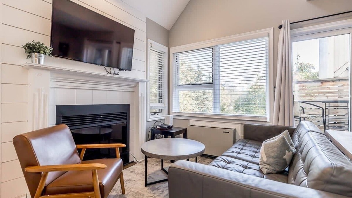 Craigleith Apartment | Northern Tranquility - Pool, Hot Tub, Shuttle