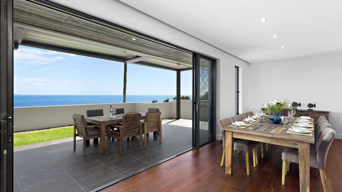 Woolgoolga House | Northern Vista - Panoramic ocean views