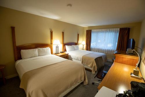 Dease Lake Hotel | Northway Motor Inn