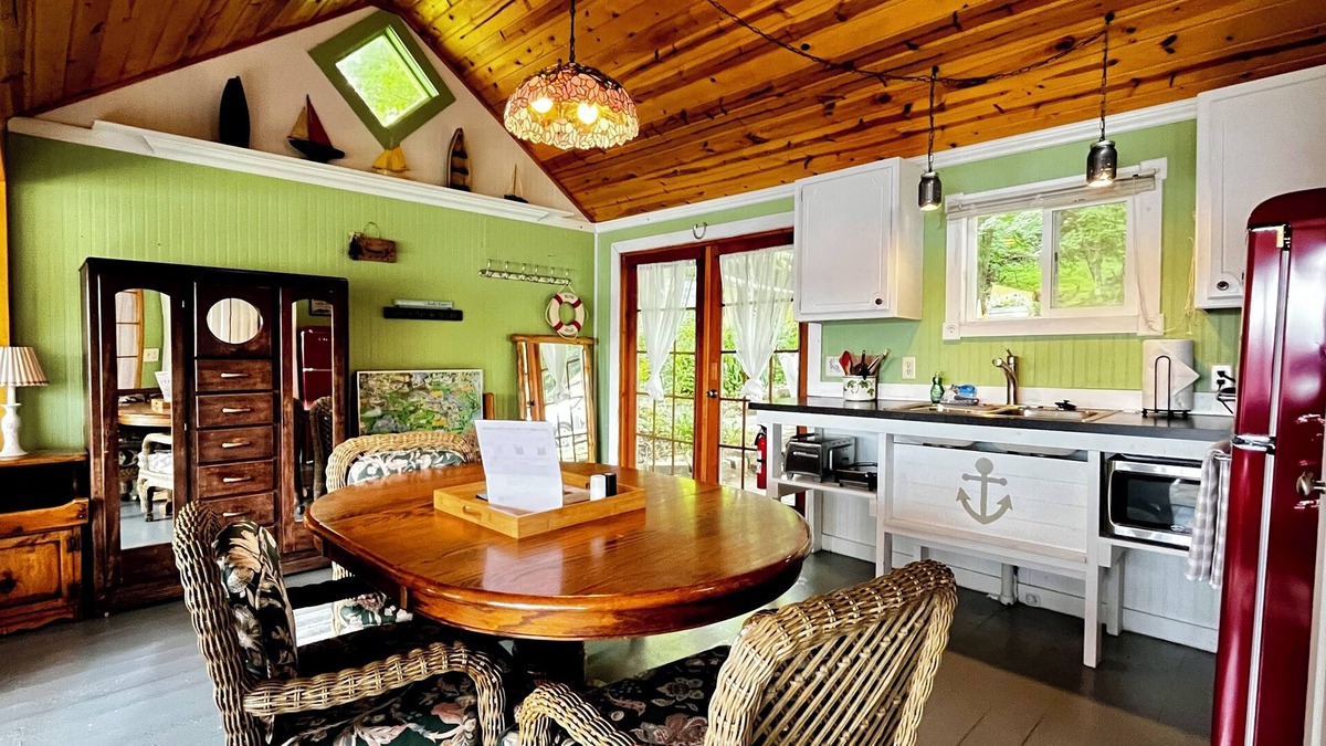 South Haven Cabin | Northwood Creek - Cabin 7