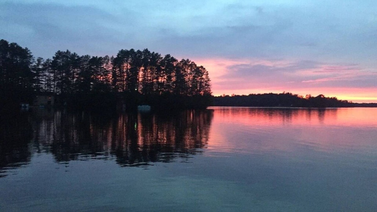Rhinelander Cabin | Northwoods waterfront Rhinelander Cabin getaway