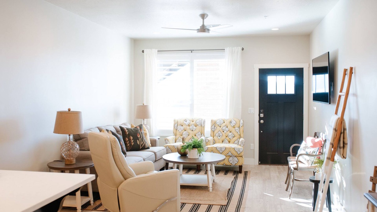 Washington Fields Condo | Nostalgic Dixie Condo | POOL IS OPEN!