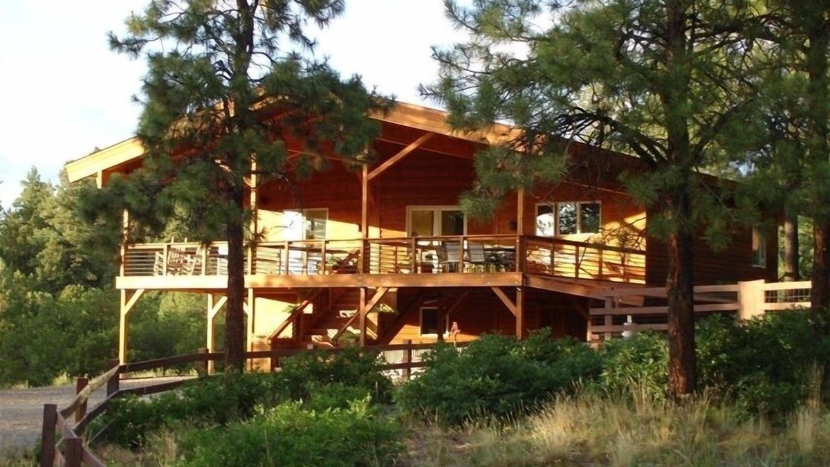 Durango House | Nothing But Compliments - n30 day minimum rental for 2025