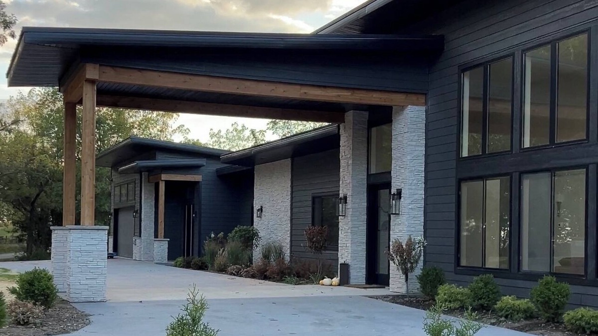 Elizabeth Cabin | NOTHING FINER, Luxury, pool, golf, animals, ten mile views near galena territory