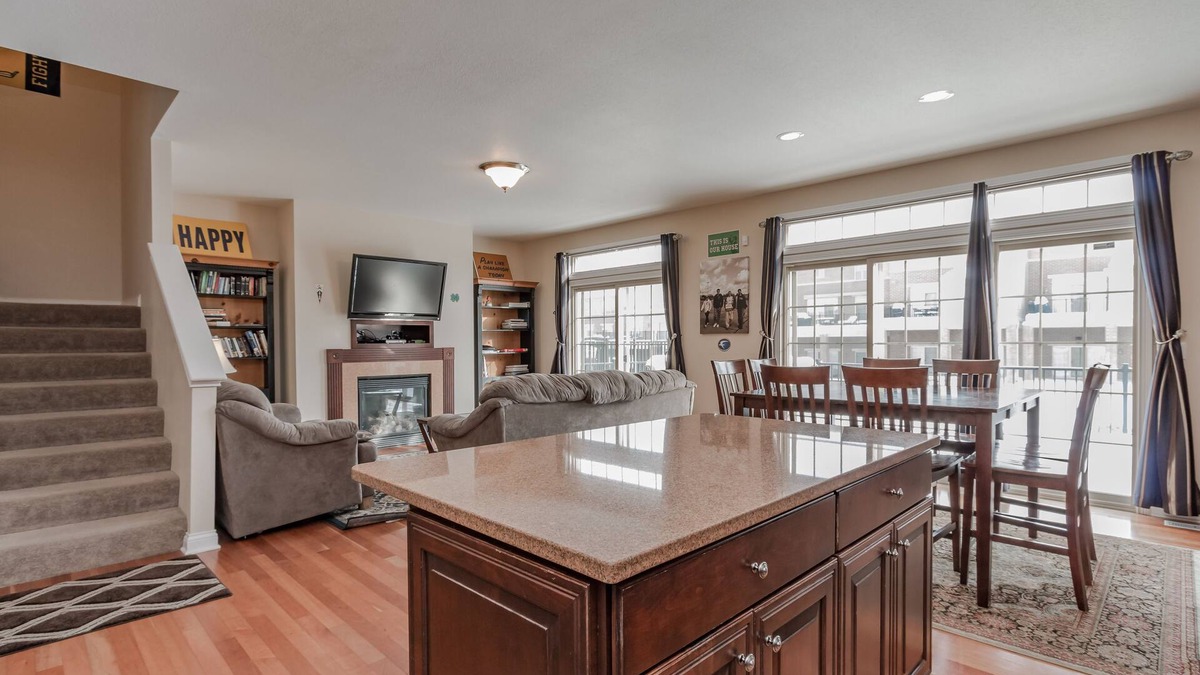 Notre Dame House | Notre Dame game day event house: CLOSE, large, fully loaded, 4 bed/4.5 bath