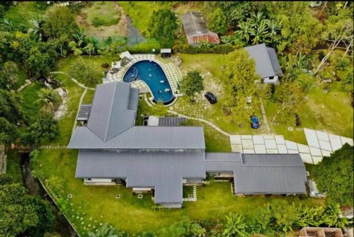 Hulu Langat Villa | Nouri Villa