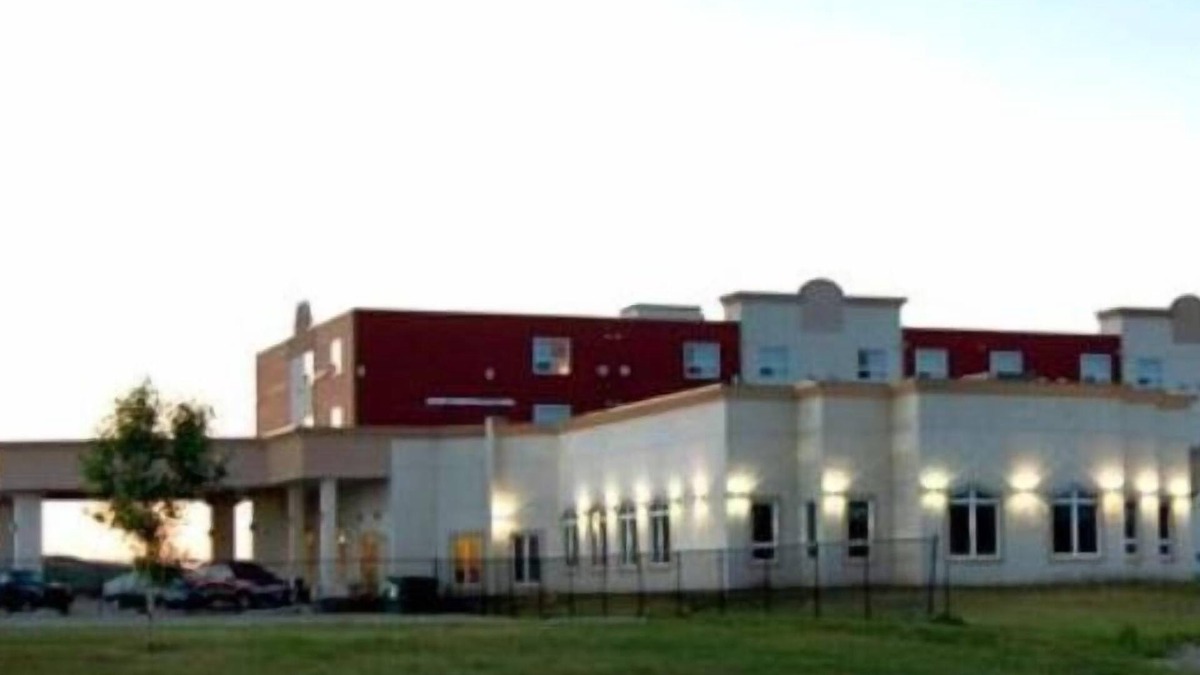 Peace River Hotel | Nova Inn Peace River