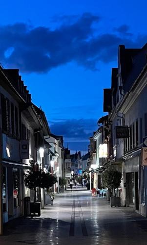 Gruenstadt House | Nova Private Rooms