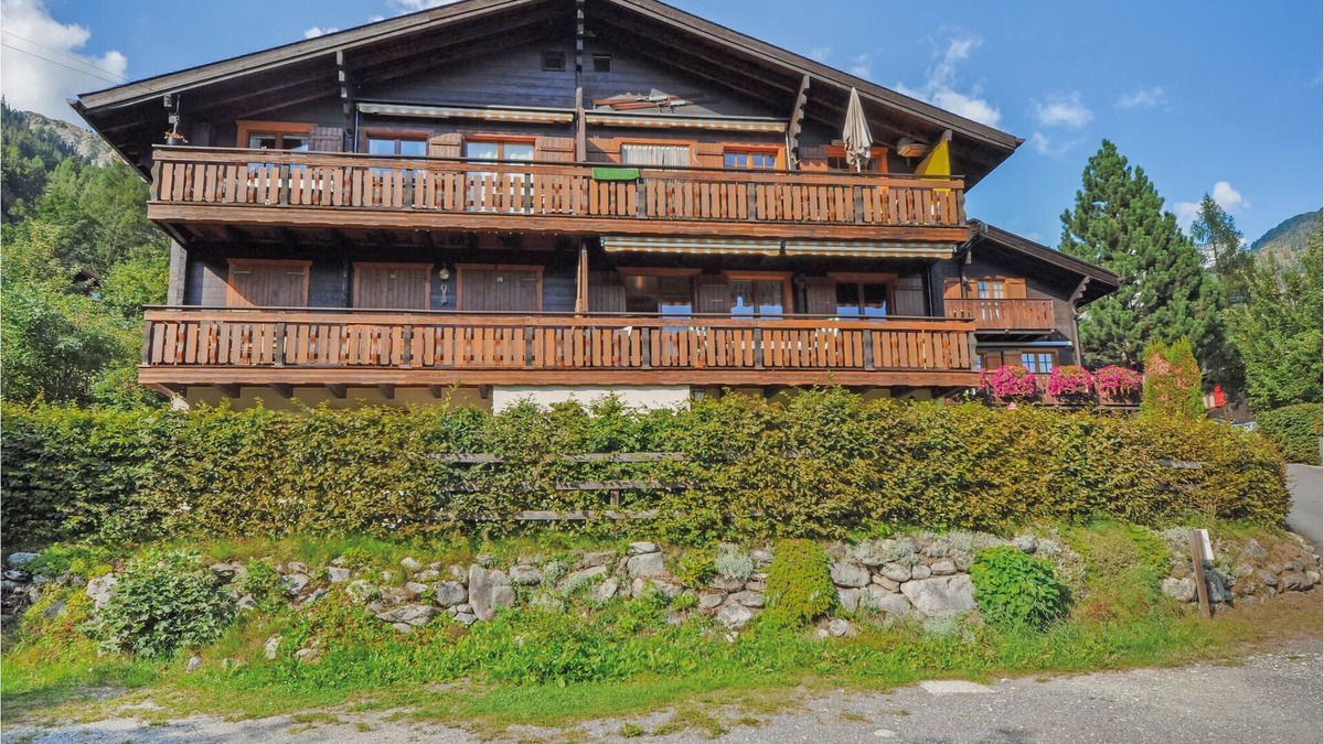 Blatten bei Naters Apartment | NOVASOL vacation apartment Gamma with panoramic mountain view.